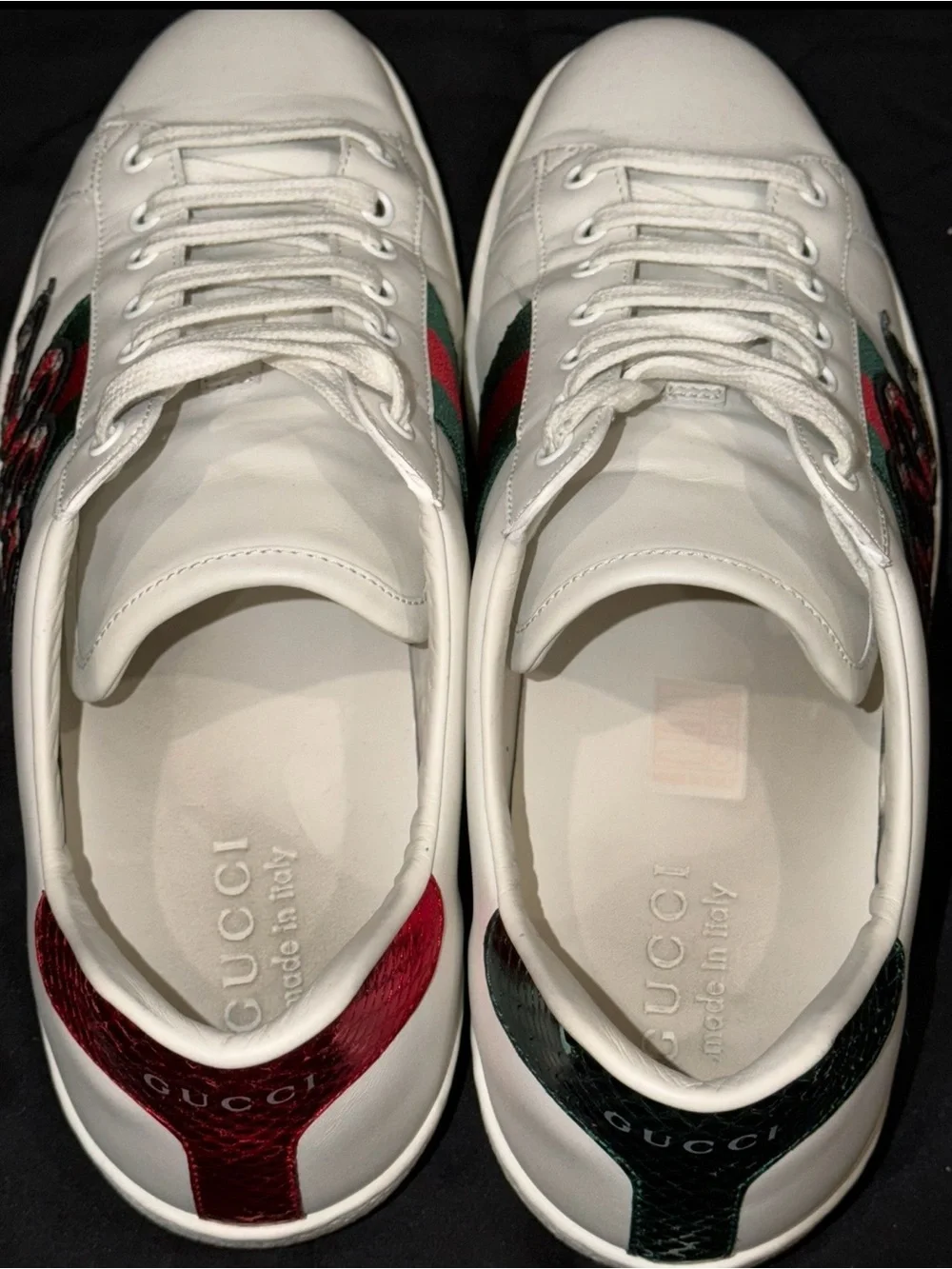 Authentic Men’s Gucci White Leather Low-Top Sneakers with Green & Red Stripe